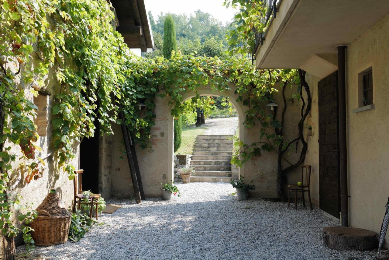 B&B Cascina La Cinciallegra Oggiono Bagian luar foto