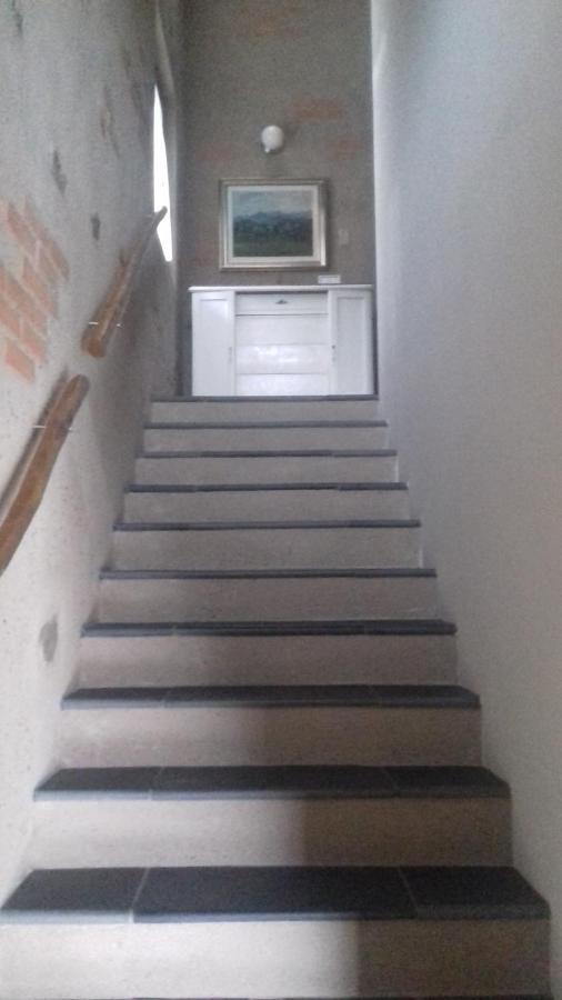 B&B Cascina La Cinciallegra Oggiono Bagian luar foto